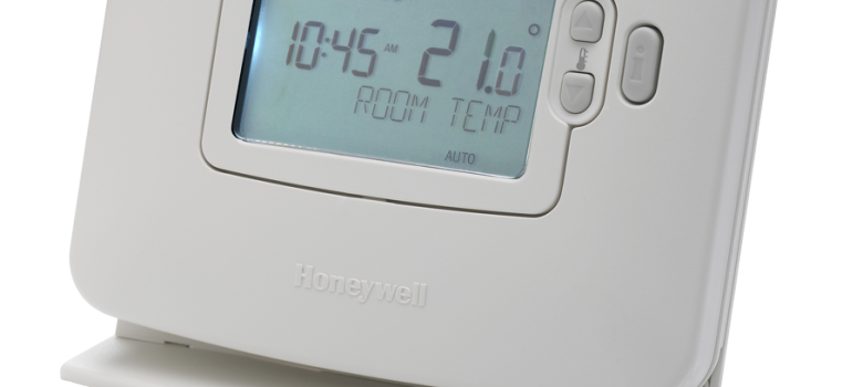 Is it cheaper to leave your heating on all the time or turn it on and off?