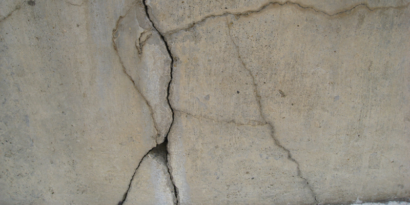 How can we repair over the cracks and get the floor level? : r/DIYUK