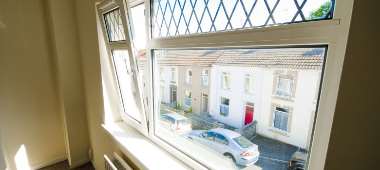 Should I replace my double glazing?