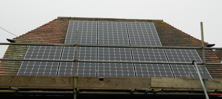 Solar PV Feed in Tariff to be Cut by 63% in Early 2016