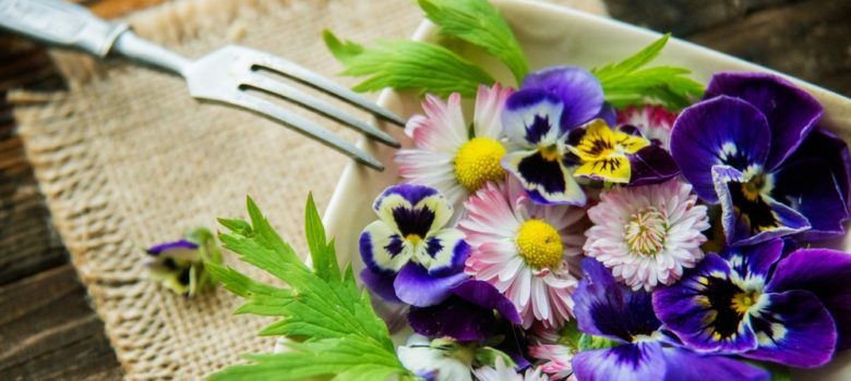 Edible Flower Gardens: A Beginners Guide